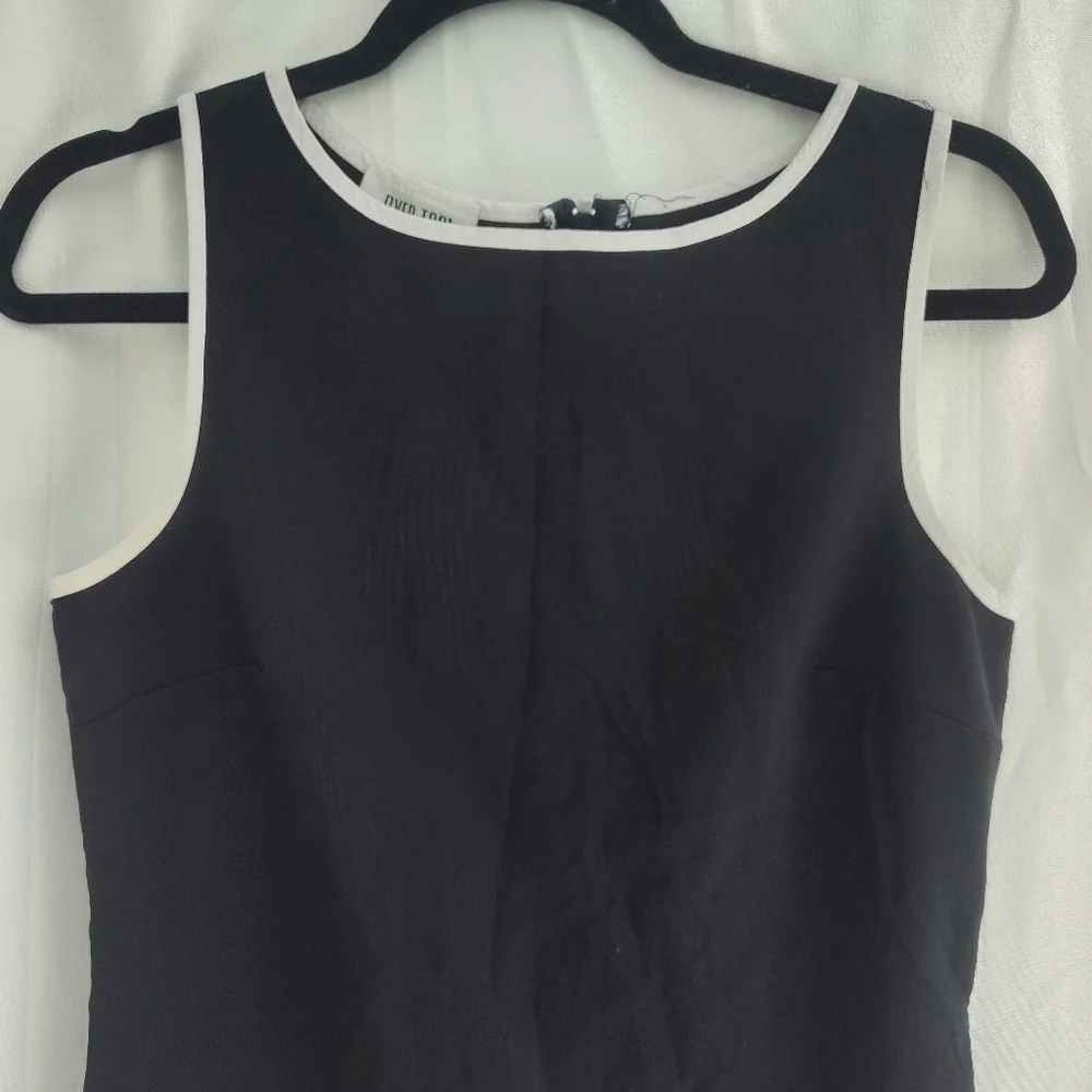 Preppy dress - Picture 2 of 5